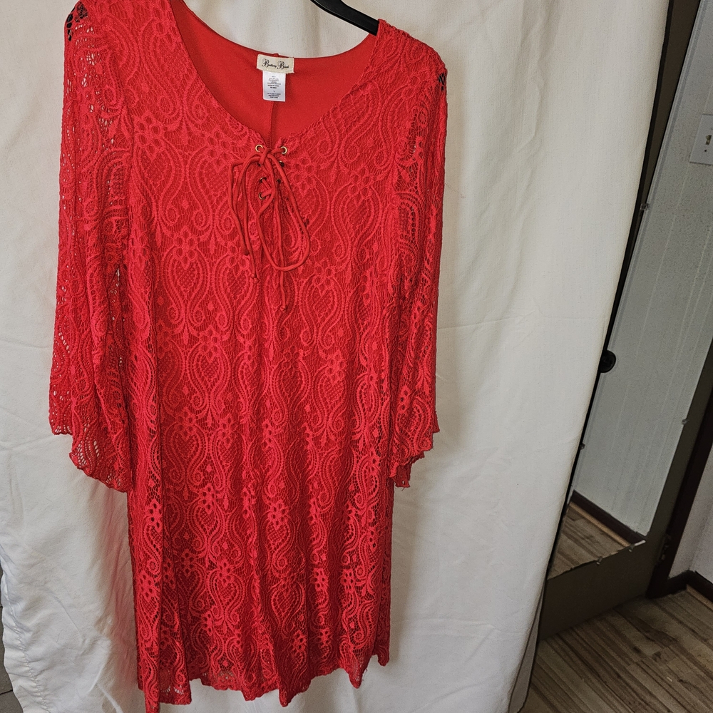Brittany Black Vibrant Red Lace Midi Dress